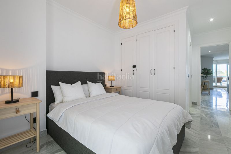 Foto a2060227-8042-48cd-8ff3-1e3c3960d929. Apartament amb calefacció aparcament piscina a Nueva Andalucía centro Marbella