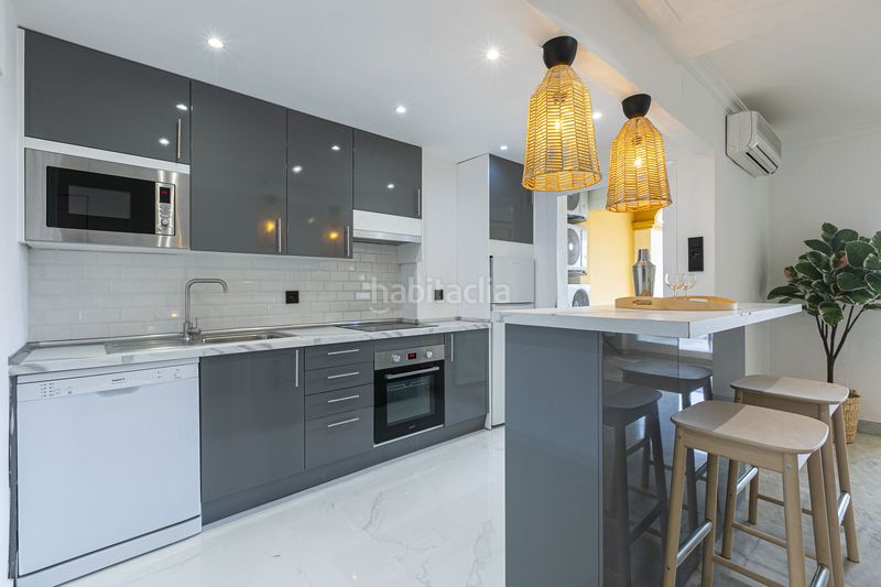 Foto a8f2f1ac-2959-411d-b95b-a51d956918bd. Apartament amb calefacció aparcament piscina a Nueva Andalucía centro Marbella