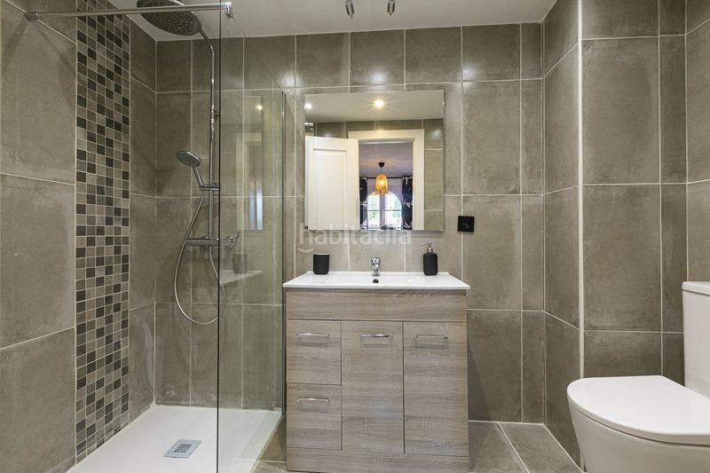 Foto bc2cc67f-dd07-42f2-a677-e7441107310f. Apartament amb calefacció aparcament piscina a Nueva Andalucía centro Marbella