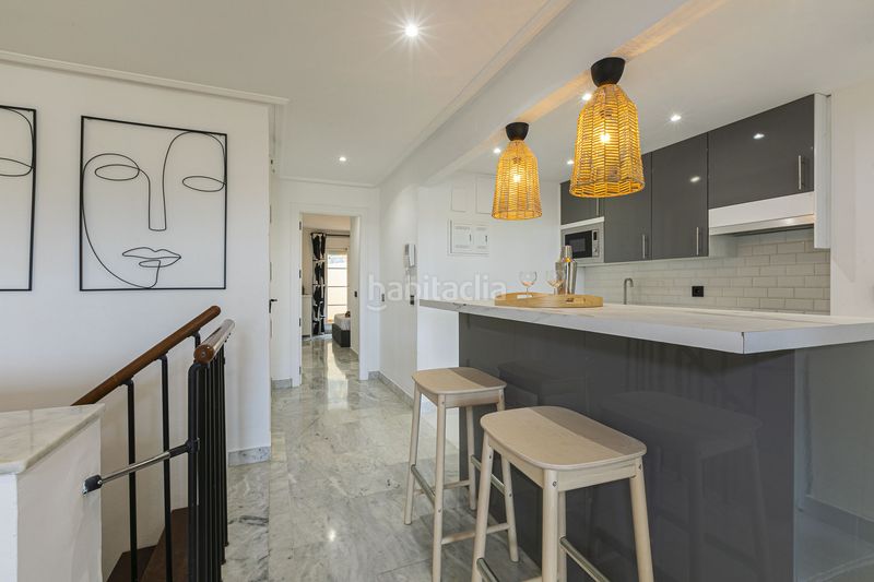 Foto e87319e4-3d82-4cb9-b0f2-c3aec2191b57. Apartament amb calefacció aparcament piscina a Nueva Andalucía centro Marbella