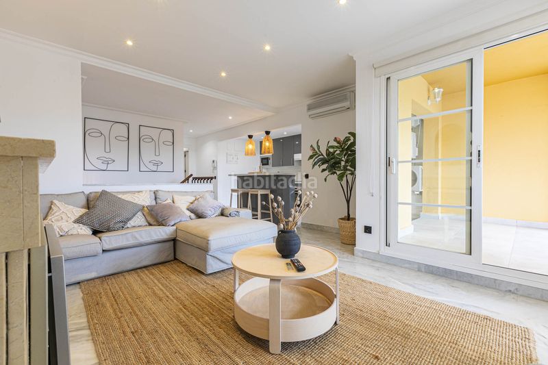 Foto f5c14fe0-0a7d-4f2e-a0b5-05633271759f. Apartament amb calefacció aparcament piscina a Nueva Andalucía centro Marbella