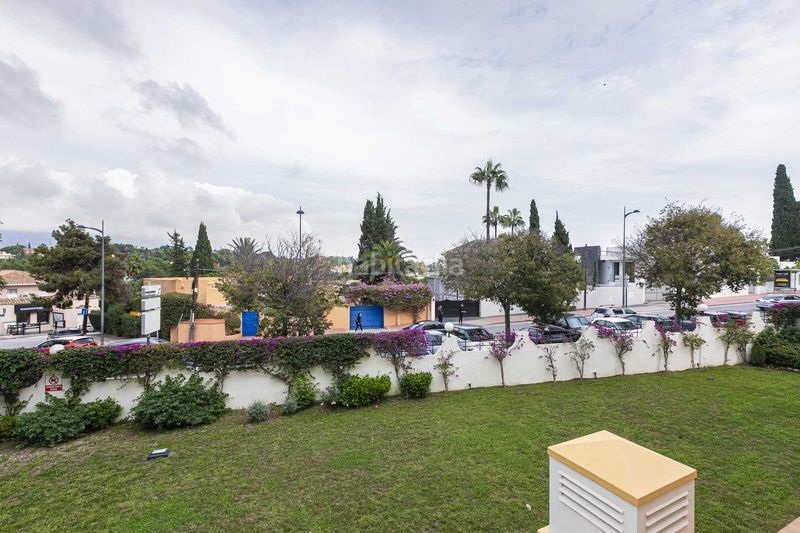 Foto fa867c15-5f6c-478e-8163-2570efbdbdde. Apartament amb calefacció aparcament piscina a Nueva Andalucía centro Marbella