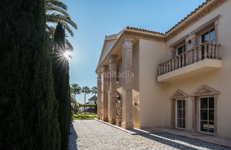 Foto 43006e78-a2e6-400f-a24b-6422b6e8cc7c. Casa amb calefacció aparcament piscina a Casco Antiguo Marbella