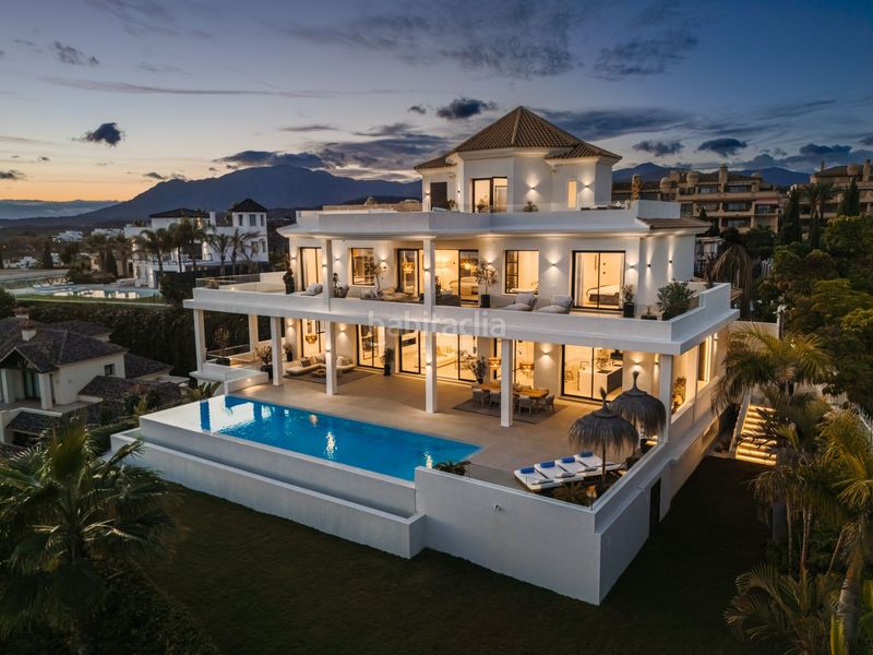 Foto 553aa327-cd3d-429b-ae0e-f1543bae628d. Casa amb calefacció aparcament piscina a Casco Antiguo Marbella