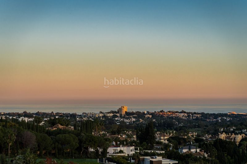 Foto a43a5d64-4e2b-4cdc-b53a-e31464c47b20. Àtic amb aparcament piscina a Los Naranjos Marbella