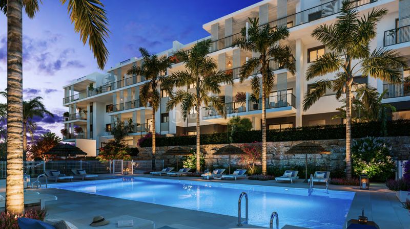 Foto cb303d94-7fa6-45d7-8bee-13a3b8dbf542. Apartament amb calefacció aparcament piscina a Centro Estepona