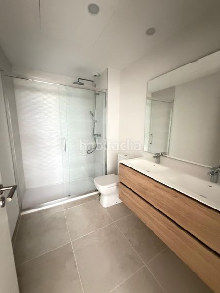 Foto d58806f2-41f1-4c0f-8c3f-3770d516e31a. Apartament amb calefacció aparcament piscina a Centro Estepona