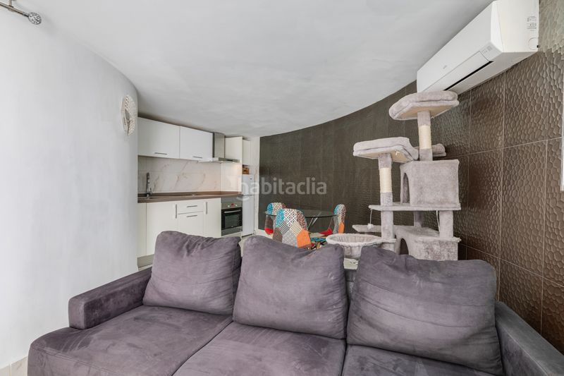 Foto 968c9ed4-4a56-4978-9ec0-7cd1b4fa61a1. Casa amb calefacció aparcament piscina a Elviria Marbella