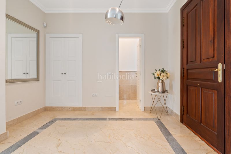 Foto 0ae261d0-7a5d-42ac-a879-e2cd5944f67e. Casa amb calefacció aparcament piscina a Elviria Marbella
