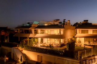 Casa a Nueva Andalucía centro