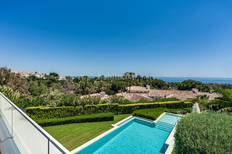 Foto 1e806ccc-bf1d-4ab3-81cc-7771ccb0eb8a. Casa amb calefacció aparcament piscina a lomas de Marbella club Marbella