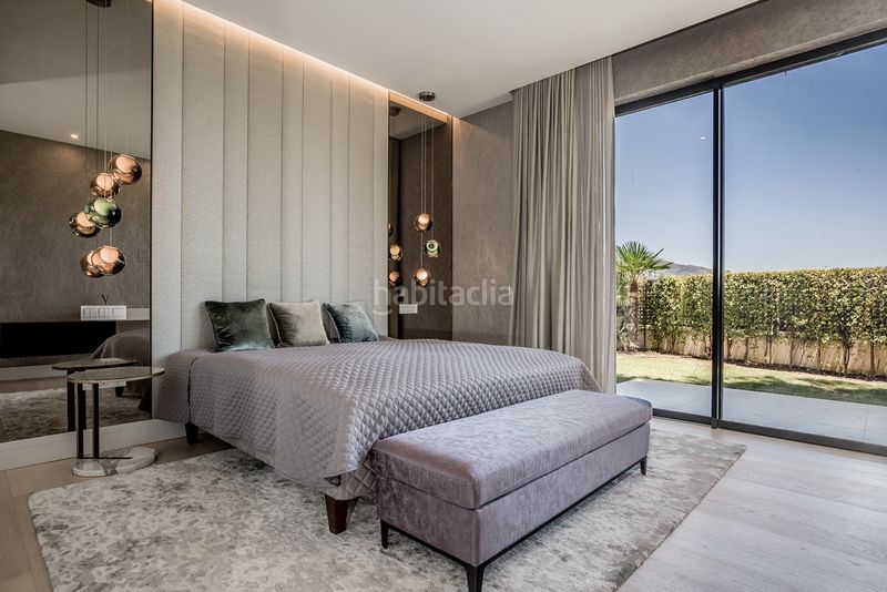 Foto 42a13c80-1a62-46ef-834e-23a10b52c32f. Casa amb calefacció aparcament piscina a lomas de Marbella club Marbella