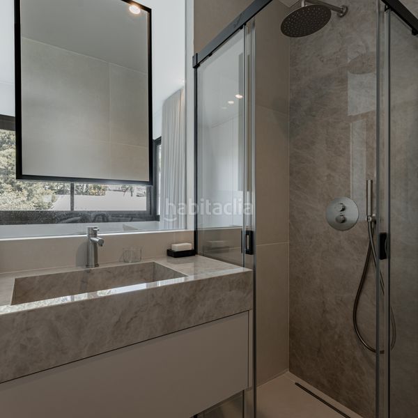 Foto 57331123-9cbe-4d90-ae3f-ce5c7519998f. Àtic amb aparcament piscina a La Quinta Benahavís