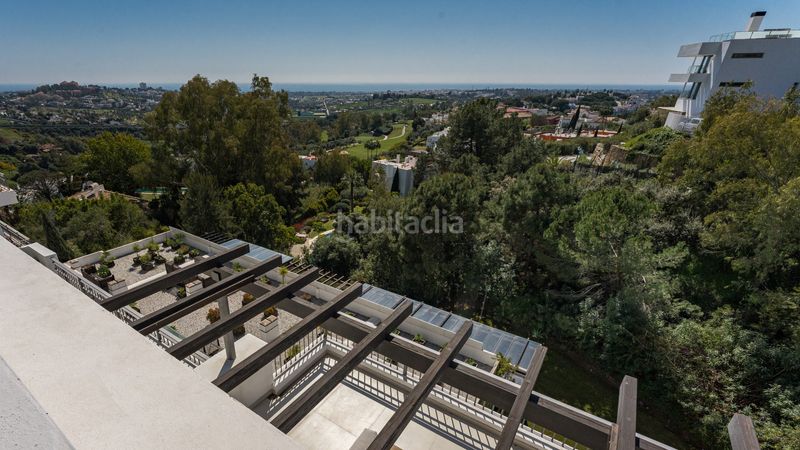 Foto 63f703a7-1c79-4582-bfe2-9daf4c1e4099. Àtic amb aparcament piscina a La Quinta Benahavís
