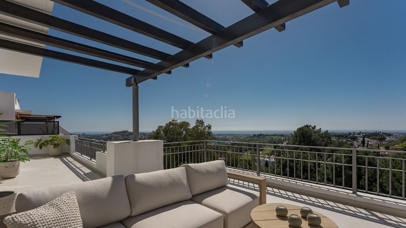 Foto 6b40423f-adb7-469e-bb2b-b78935d04378. Àtic amb aparcament piscina a La Quinta Benahavís