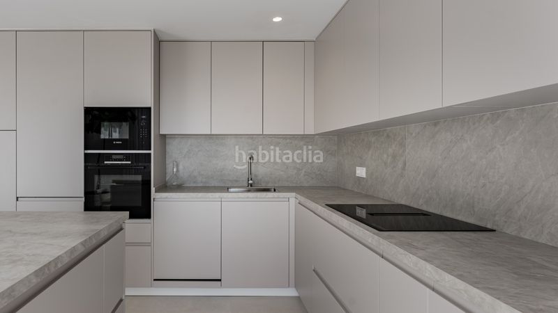 Foto a4287690-22bb-4df8-87a0-22dad2902919. Àtic amb aparcament piscina a La Quinta Benahavís