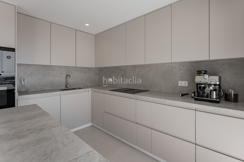 Foto c87d0f97-ee11-4110-b13c-202a5f2063e1. Àtic amb aparcament piscina a La Quinta Benahavís