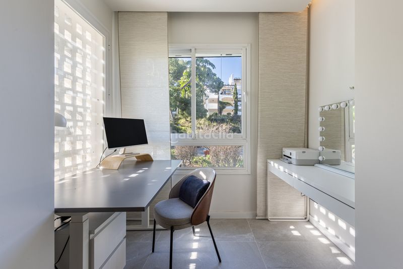 Foto bdba877f-69c7-4d9f-b1bb-6b27998a30c4. Àtic amb aparcament piscina a La Quinta Benahavís