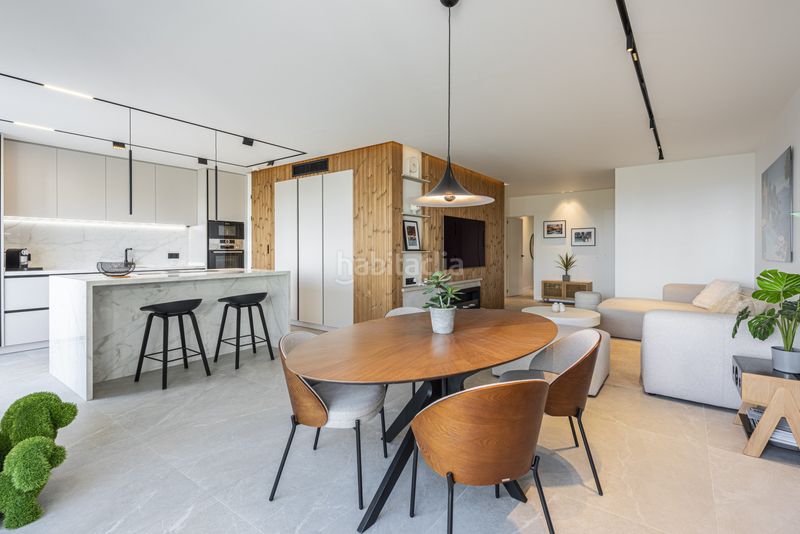 Foto e43b3f8b-a614-4327-b7b3-6ce499b95df4. Àtic amb aparcament piscina a La Quinta Benahavís