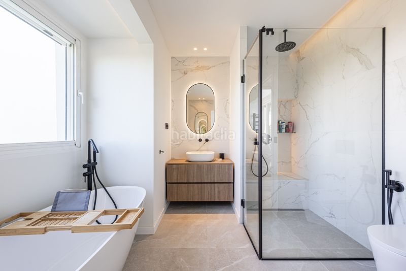 Foto f29bc5a7-806d-4b5e-ba00-da275c907262. Àtic amb aparcament piscina a La Quinta Benahavís