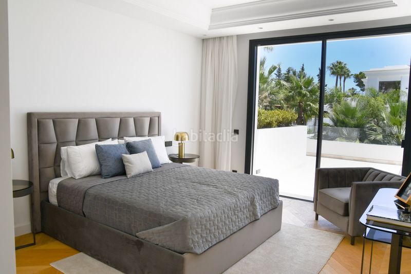Foto 54d97ffe-1098-43d5-81ce-74753a304a45. Casa amb aparcament piscina a lomas de Marbella club Marbella