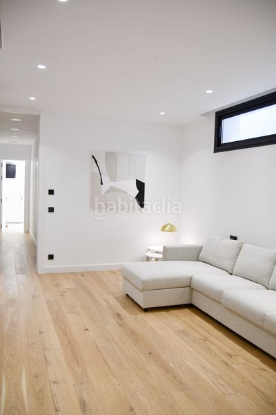 Foto c70eb959-2e8a-46f7-877c-2a9e79c9ee00. Casa amb aparcament piscina a lomas de Marbella club Marbella