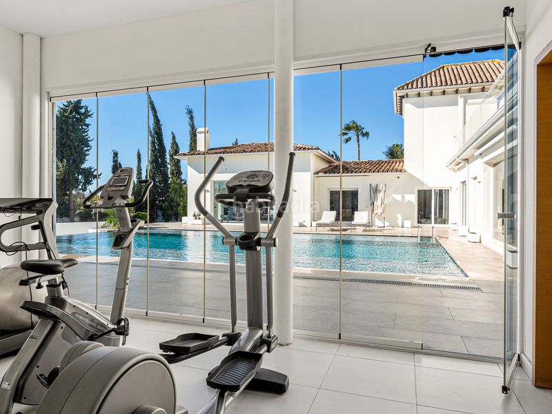 Foto c170cd6b-3e27-481a-b89e-a826cdfba405. Casa amb aparcament piscina a Guadalmina Alta Marbella
