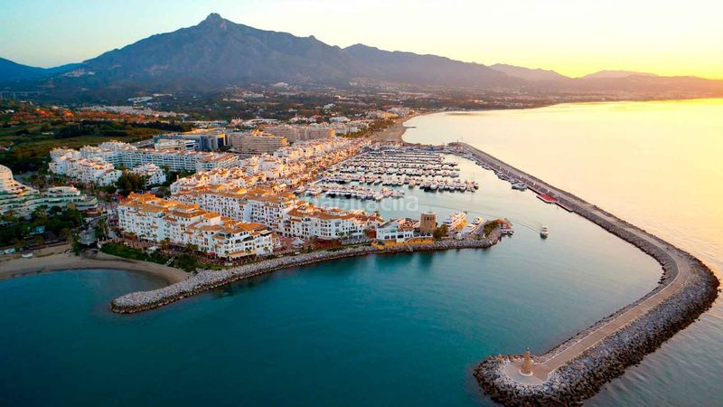 Foto ca4afbea-476b-4f54-a04d-f54d3fb96983. Apartament amb calefacció aparcament piscina a Casco Antiguo Marbella