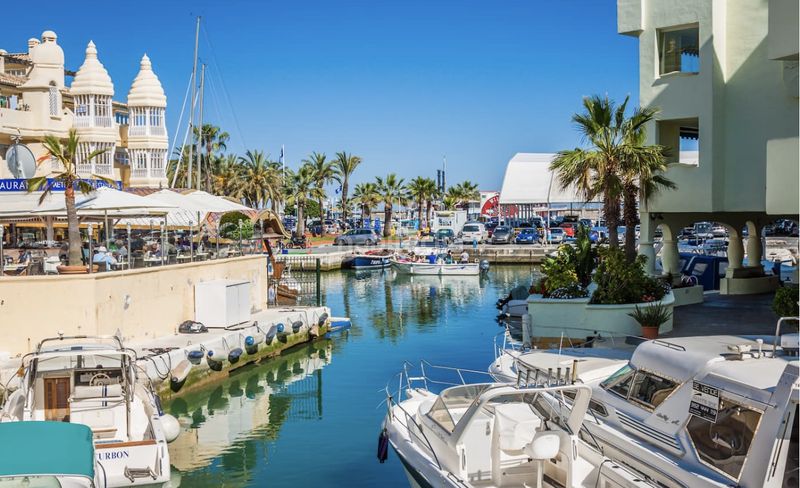 Foto f26f86c2-69c8-42b7-b72b-bd6965529f86. Apartament amb calefacció aparcament piscina a Centro Benalmádena