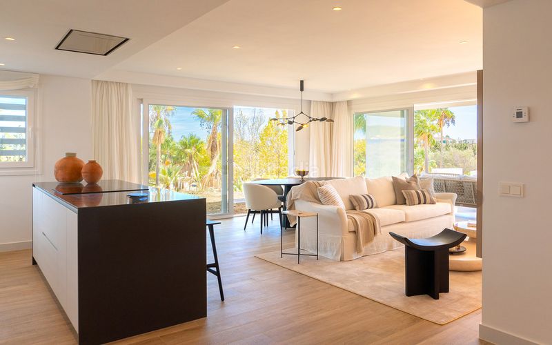 Foto 966a93ac-9b6b-4ff1-8375-168dea9f7a35. Apartament amb calefacció aparcament piscina a Casares pueblo Casares