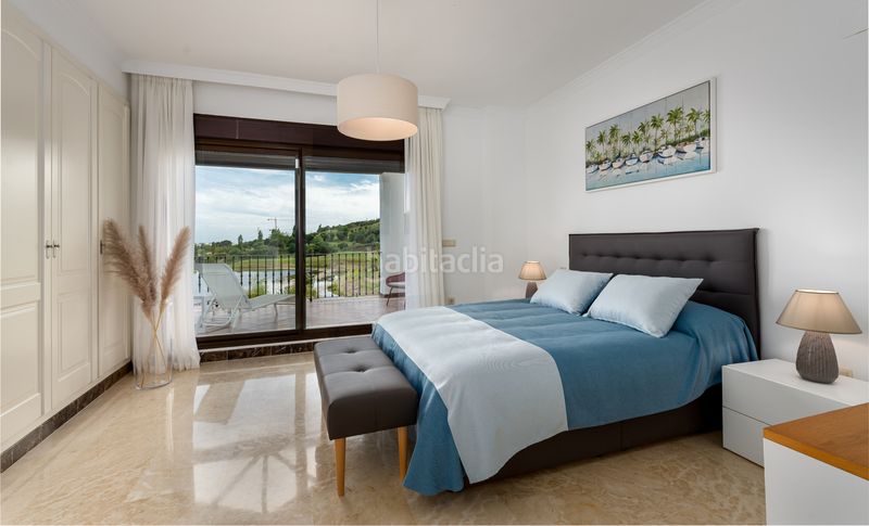 Foto 45c271c8-e856-4d52-bcd3-9b7f15892c25. Casa amb calefacció aparcament piscina a Centro Estepona