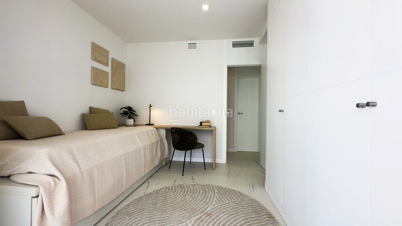 Foto 5c83c6a6-8aaa-42f2-be2a-9d92dea11682. Apartament amb calefacció aparcament piscina a Casares pueblo Casares