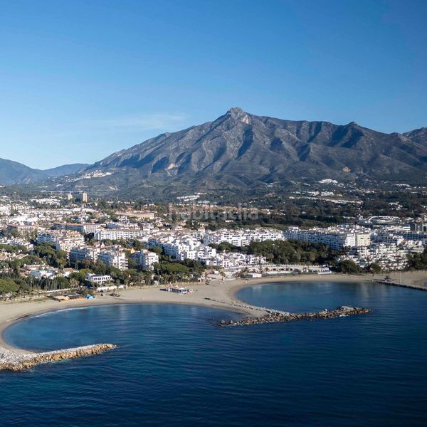 Foto 59e9d4e6-9af7-4e0a-9071-01c8be0c6d12. Apartament amb calefacció aparcament piscina a Casco Antiguo Marbella