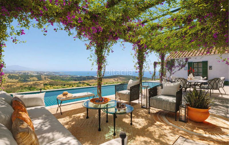 Foto a96f56f9-6b40-4ad4-bd67-67d05966bf42. House with parking pool in Casares golf - Casares del sol Casares