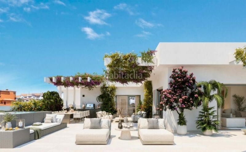 Foto 0cf44120-3c30-4dde-b11a-47520cc573f6. Apartament amb aparcament piscina a Centro Estepona