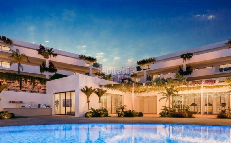 Foto c4e479dd-ed18-4cb8-961e-a5c1bb7a5ea2. Apartament amb aparcament piscina a Centro Estepona