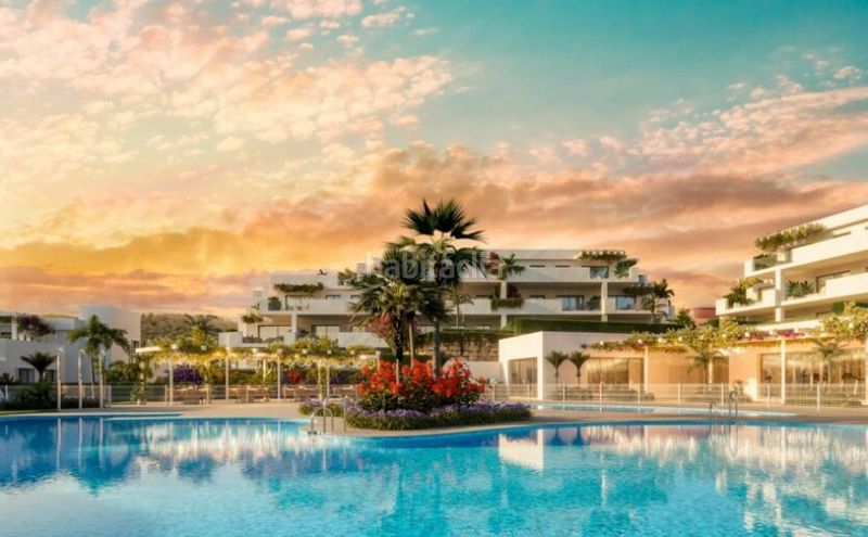 Foto d84a2db4-9c92-4b89-87f3-893e98b26faf. Apartament amb aparcament piscina a Centro Estepona
