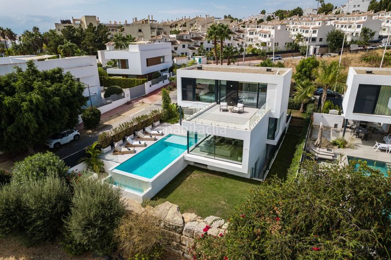 Foto 94e664f9-49c6-42d5-8892-dd620c541a23. Casa amb calefacció aparcament piscina a Casco Antiguo Marbella