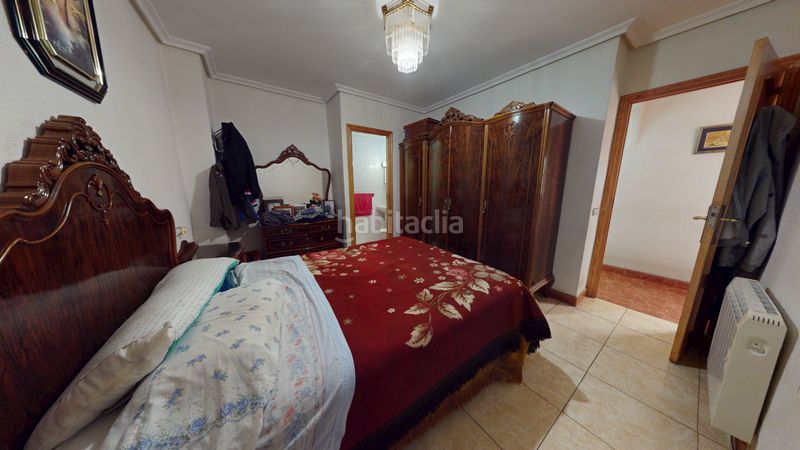 Foto b9344f7d-1f95-44ff-a6f8-a8ad6310e0dc. Pis amb xemeneia calefacció a Torre de les Maçanes (la)