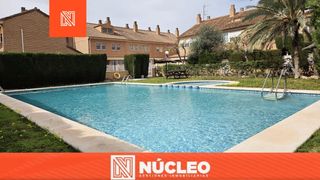Maison jumelée à Alicante Golf. Inmobiliaria núcleo cabo de las huertas presenta incréible bunga