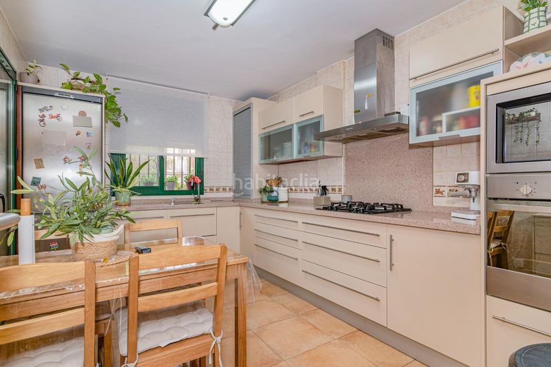 Foto 1a9a1463-30fc-4535-8649-fd3e5645cc70. Casa adossada a rosa chacel 14 a Urbanizaciones Alhendín