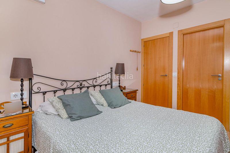 Foto a9af3c8e-4af4-444e-8001-686664b2236c. Casa adossada a rosa chacel 14 a Urbanizaciones Alhendín