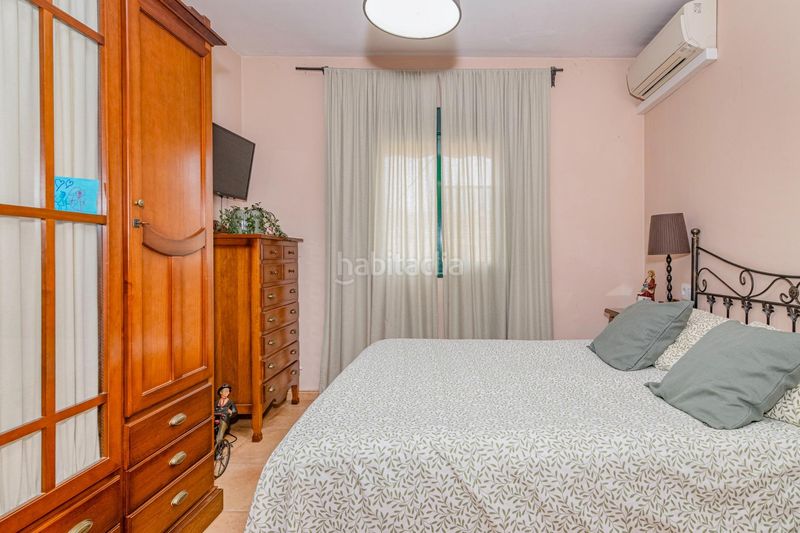Foto b1849704-18d7-40a8-a235-7754c83aaeb1. Casa adossada a rosa chacel 14 a Urbanizaciones Alhendín