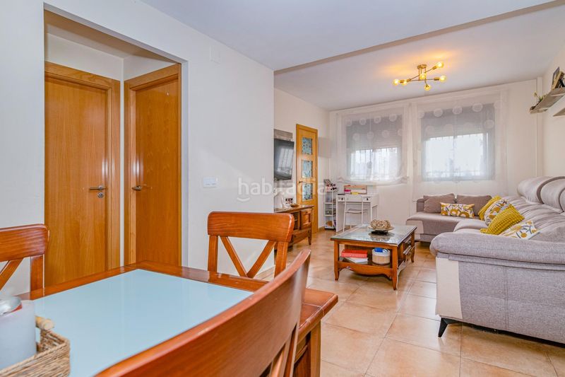 Foto e33ba5e5-70f3-4bf1-a379-b712dac04166. Casa adossada a rosa chacel 14 a Urbanizaciones Alhendín