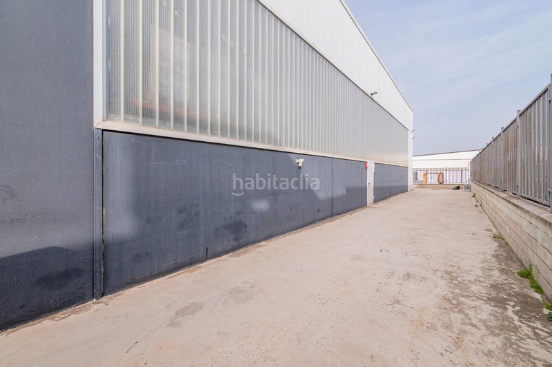 Foto e5c72040-3797-4b9d-9662-562c30897039. Nau industrial a Angustias - Chana - Encina Granada