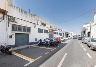Miete Geschäftsraum in Calle de roma 3. Nave en inmejorable situación habilitada para taller
