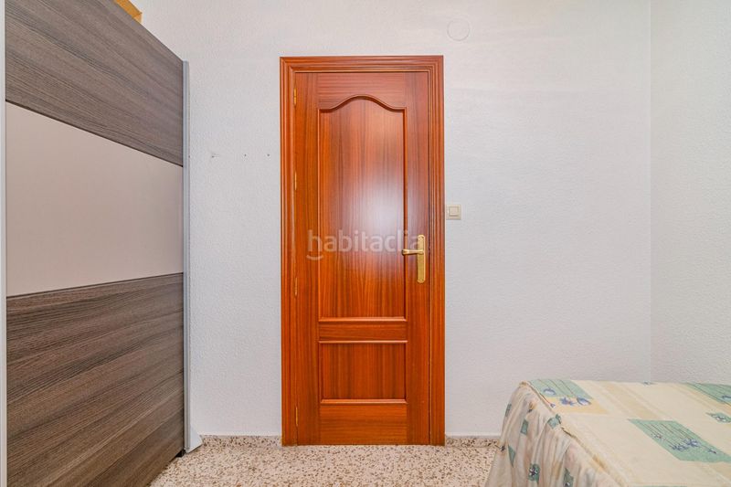 Foto 868a236c-8e38-4730-ade3-704b1ae066af. Appartement dans calle santo tomas de villanueva 14 dans Granada