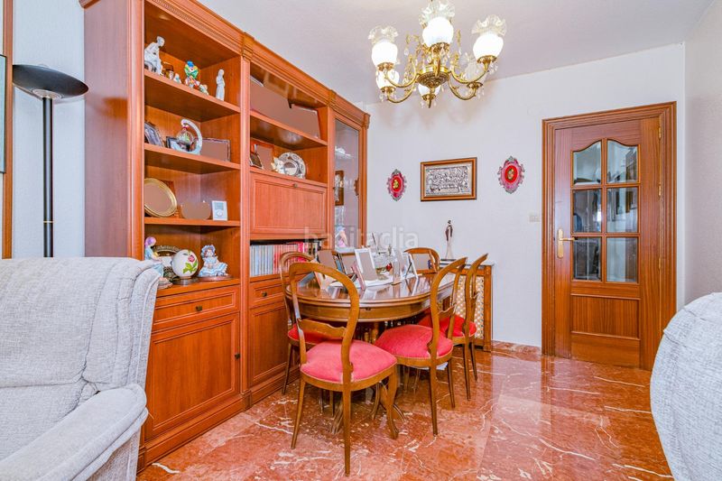 Foto f78470ea-951d-4e47-9060-0a42a6dd7961. Appartement dans calle santo tomas de villanueva 14 dans Granada