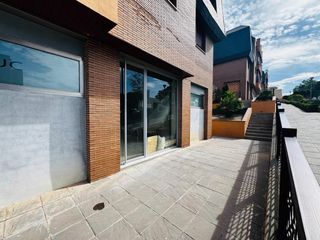 Local Comercial a Camino Camino Real de los Neveros 127