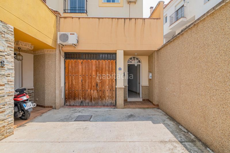 Foto 621469c2-0713-4094-a6db-5478ac55ff0b. Casa adossada amb aparcament a Barrio de la Vega Monachil